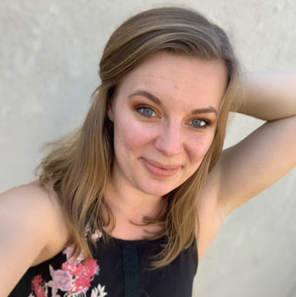 Meet your Posher, Kayla